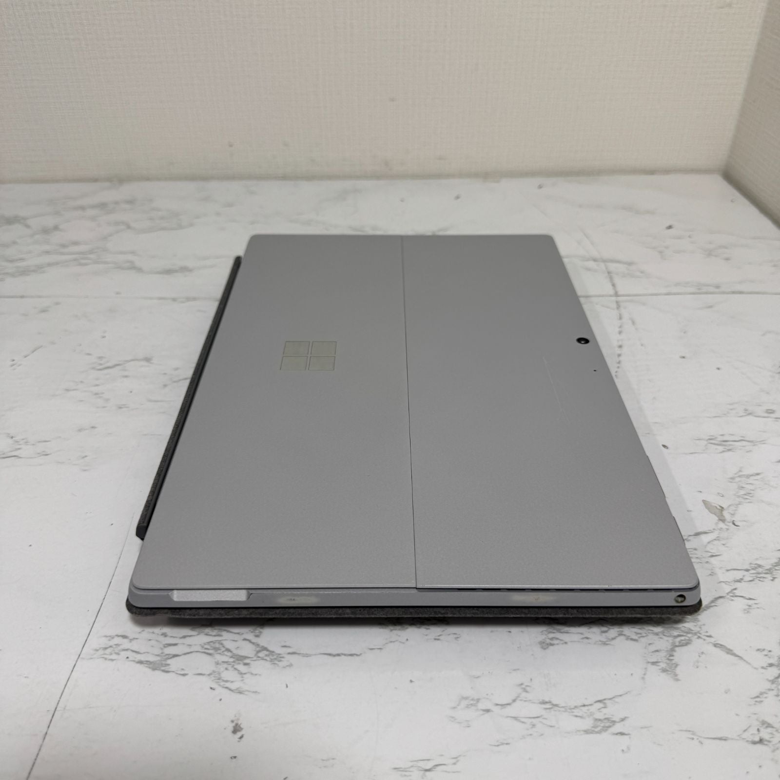 【良品】【1週間保証】Microsoft Surface Pro 7 / Core i5 1035G4 / 8GB / 256GB