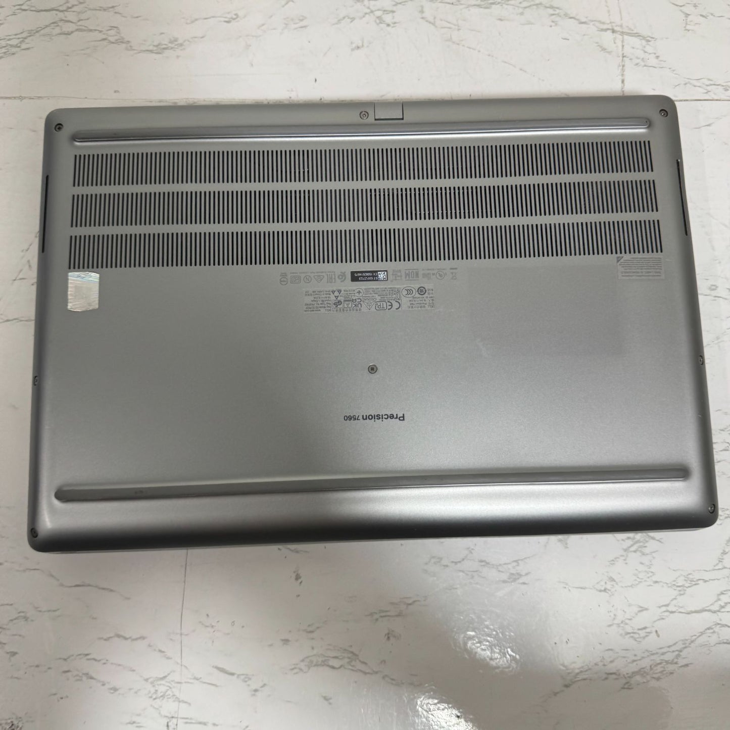 【キーボード、パームレスト剥がれ】【1週間保証】DELL Precision 7560 / Core i9 11950H / 64GB / 512GB / RTX A2000