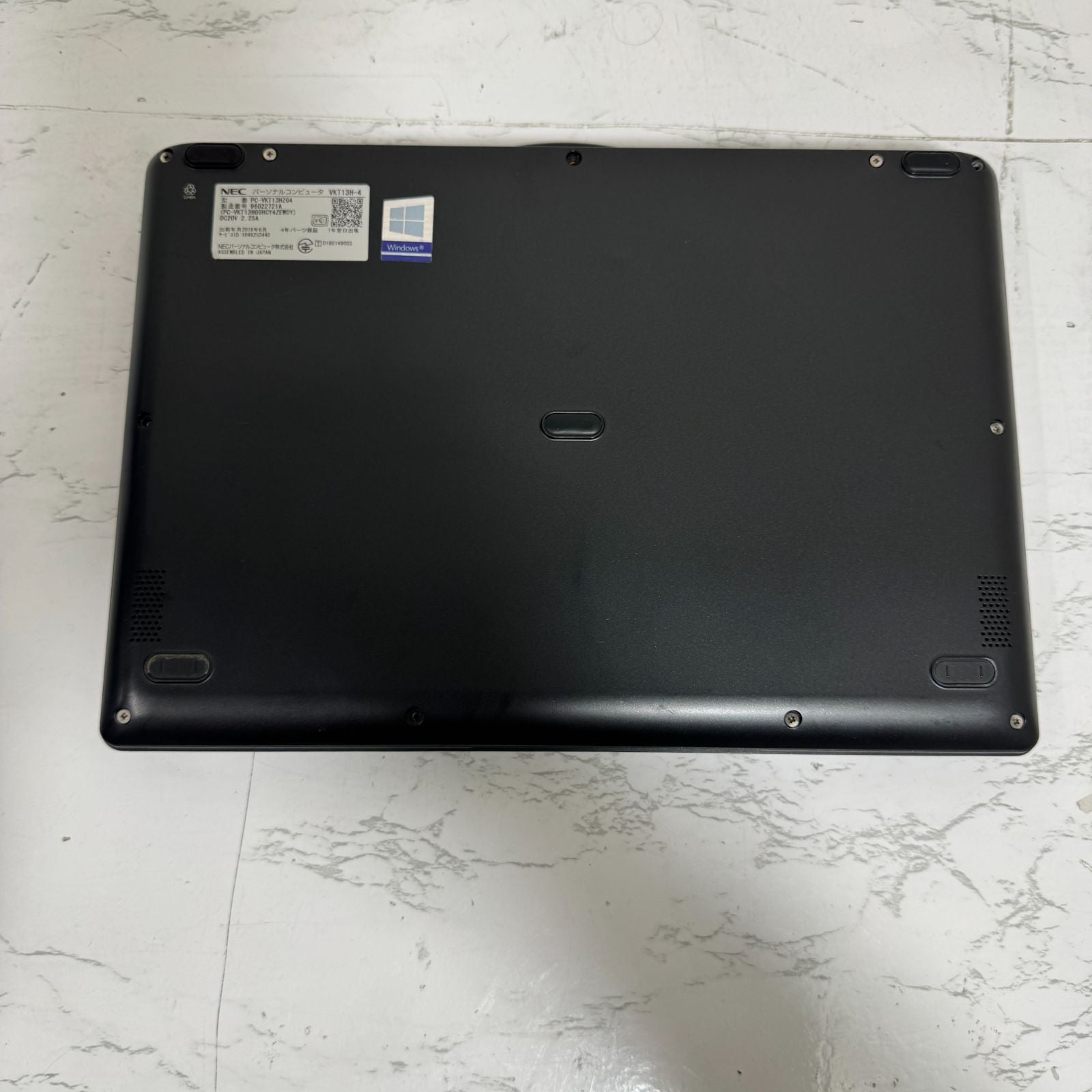 【良品】【1週間保証】NEC VersaPro UltraLite タイプVH VKT13/H-4 / Core i5 8200Y / 8GB / 128GB