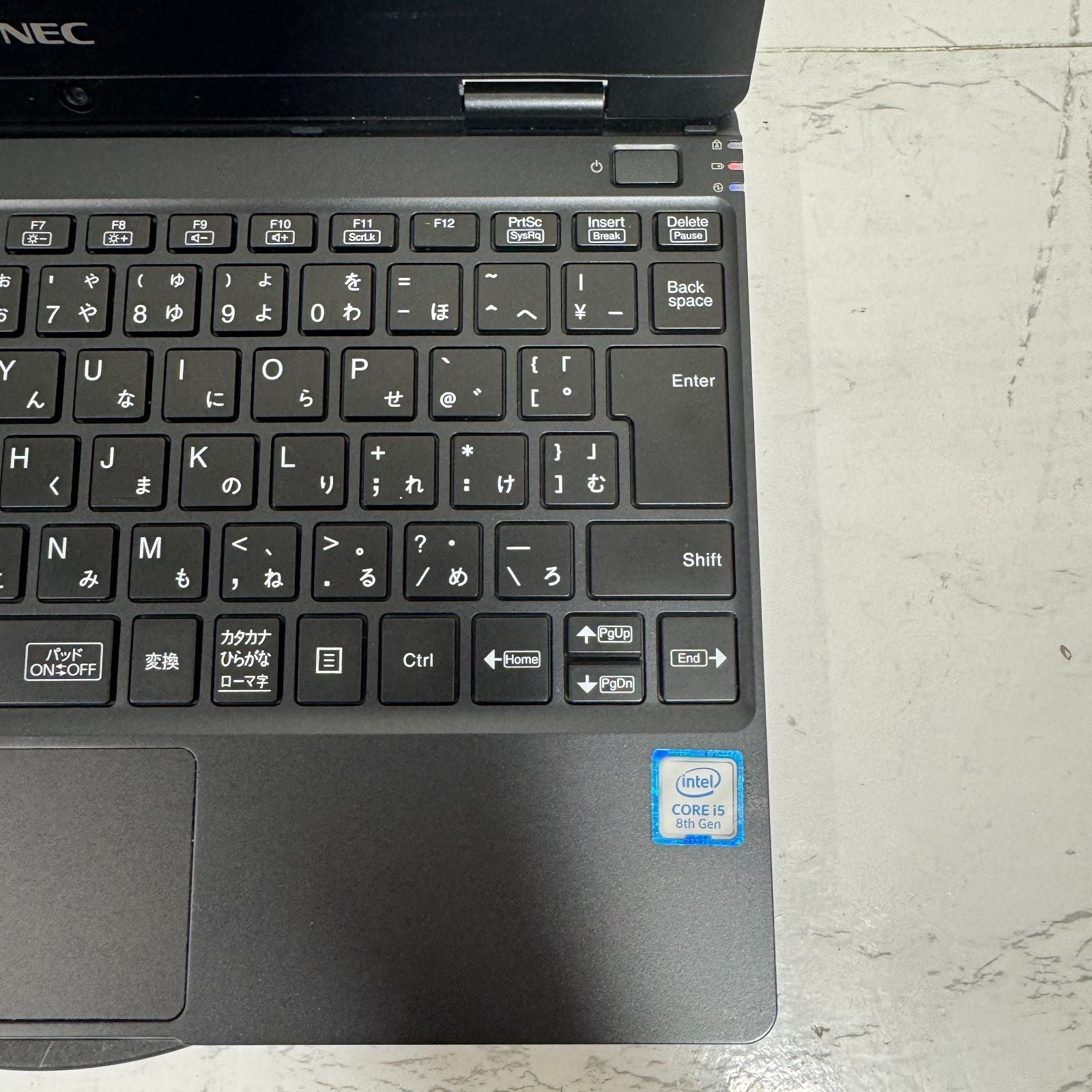 【美品】【1週間保証】NEC VersaPro UltraLite タイプVH VKT13/H-4 / Core i5 8200Y / 8GB / 128GB 001175