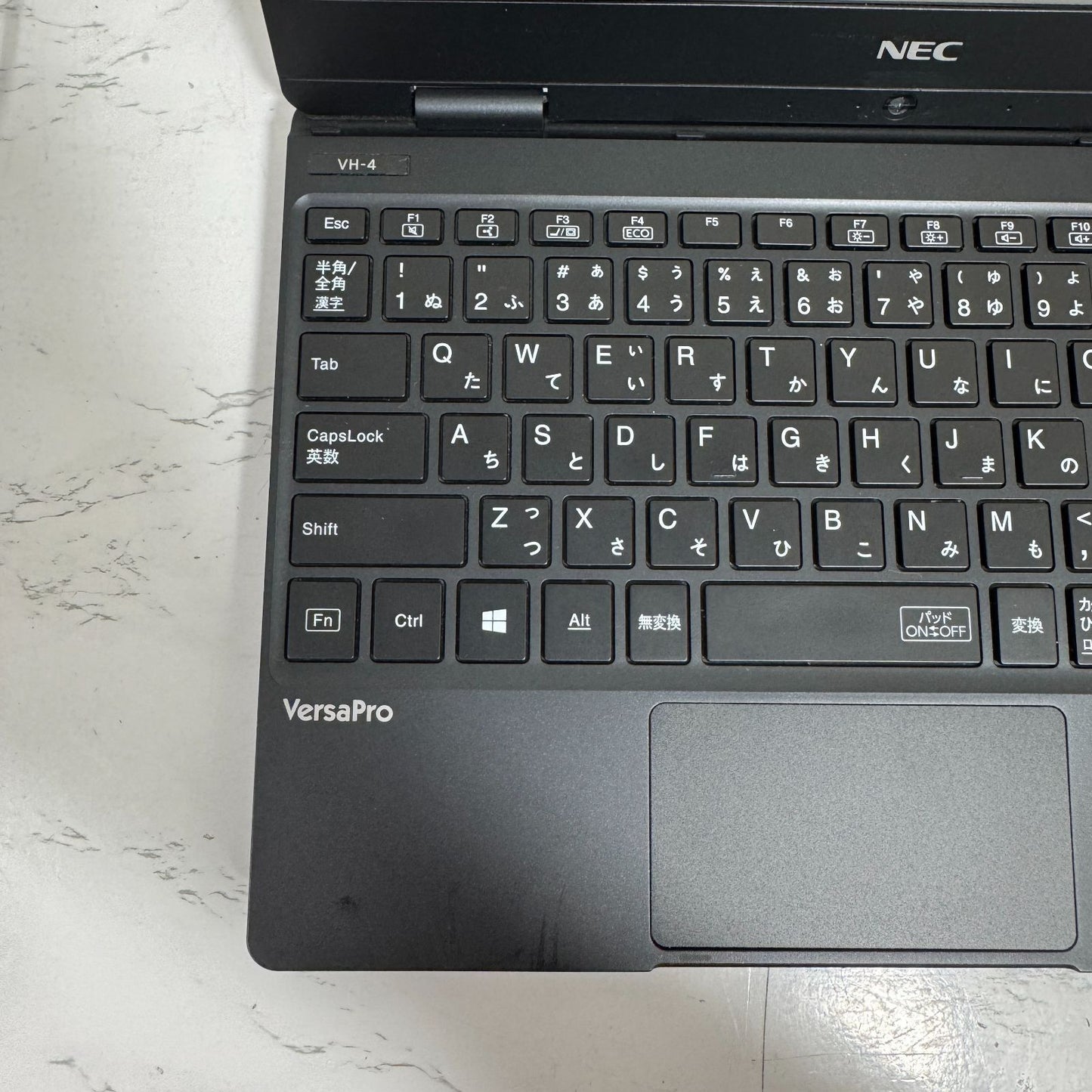 【美品】【1週間保証】NEC VersaPro UltraLite タイプVH VKT13/H-4 / Core i5 8200Y / 8GB / 128GB 001173