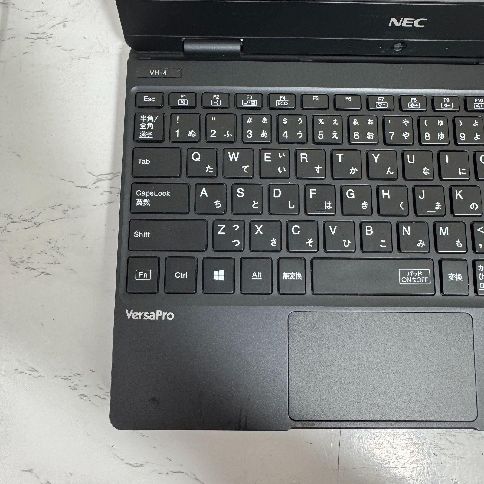 【美品】【1週間保証】NEC VersaPro UltraLite タイプVH VKT13/H-4 / Core i5 8200Y / 8GB / 128GB 001173