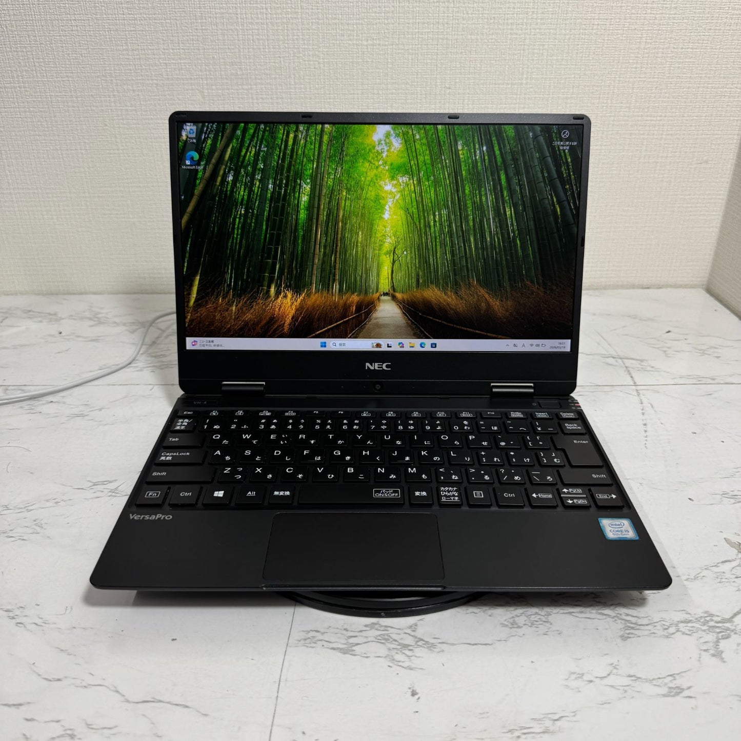 【美品】【1週間保証】NEC VersaPro UltraLite タイプVH VKT13/H-4 / Core i5 8200Y / 8GB / 128GB 001171