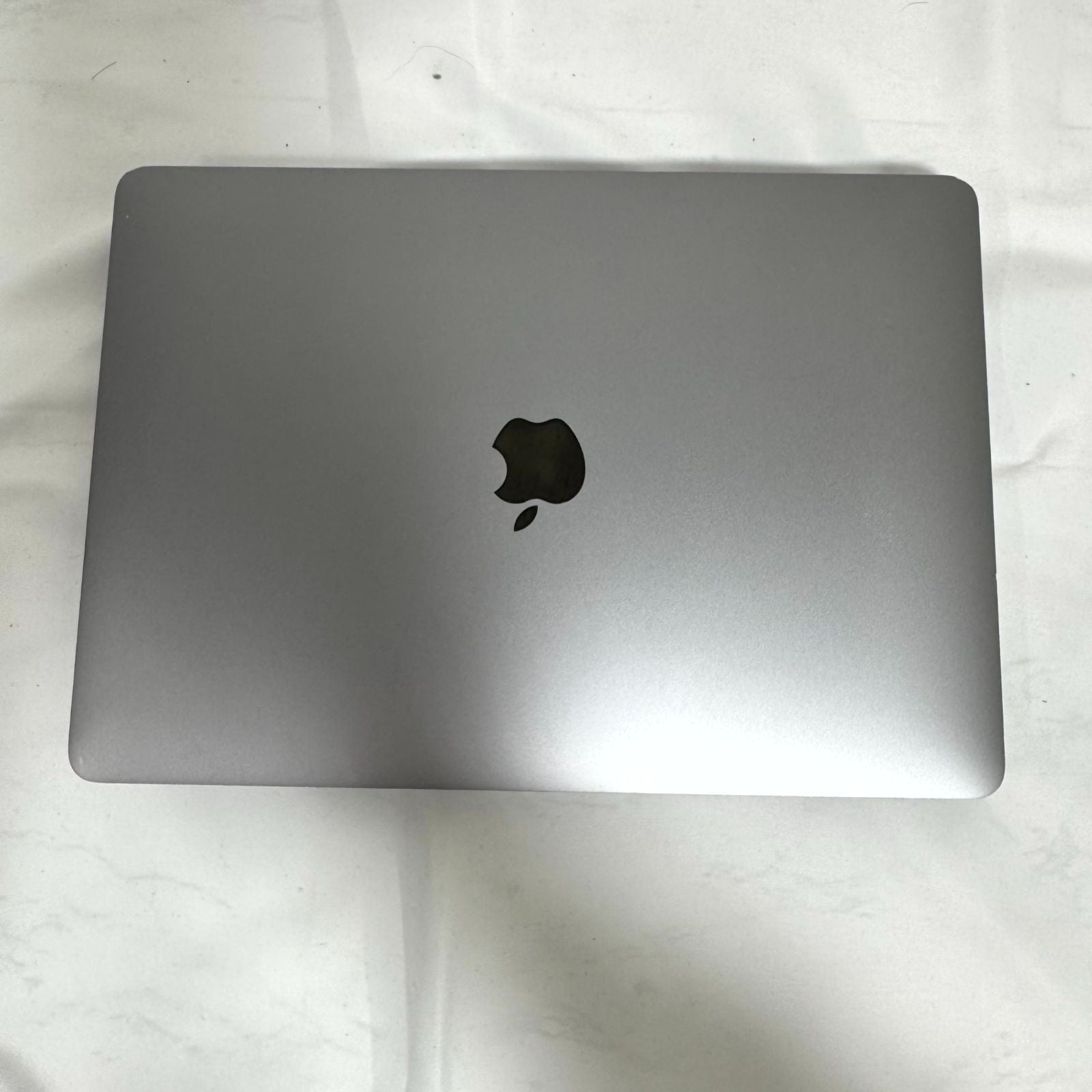 【美品】【1週間保証】MacBook Air 13インチ / 2020 / M1 / 16GB / 256GB 193667