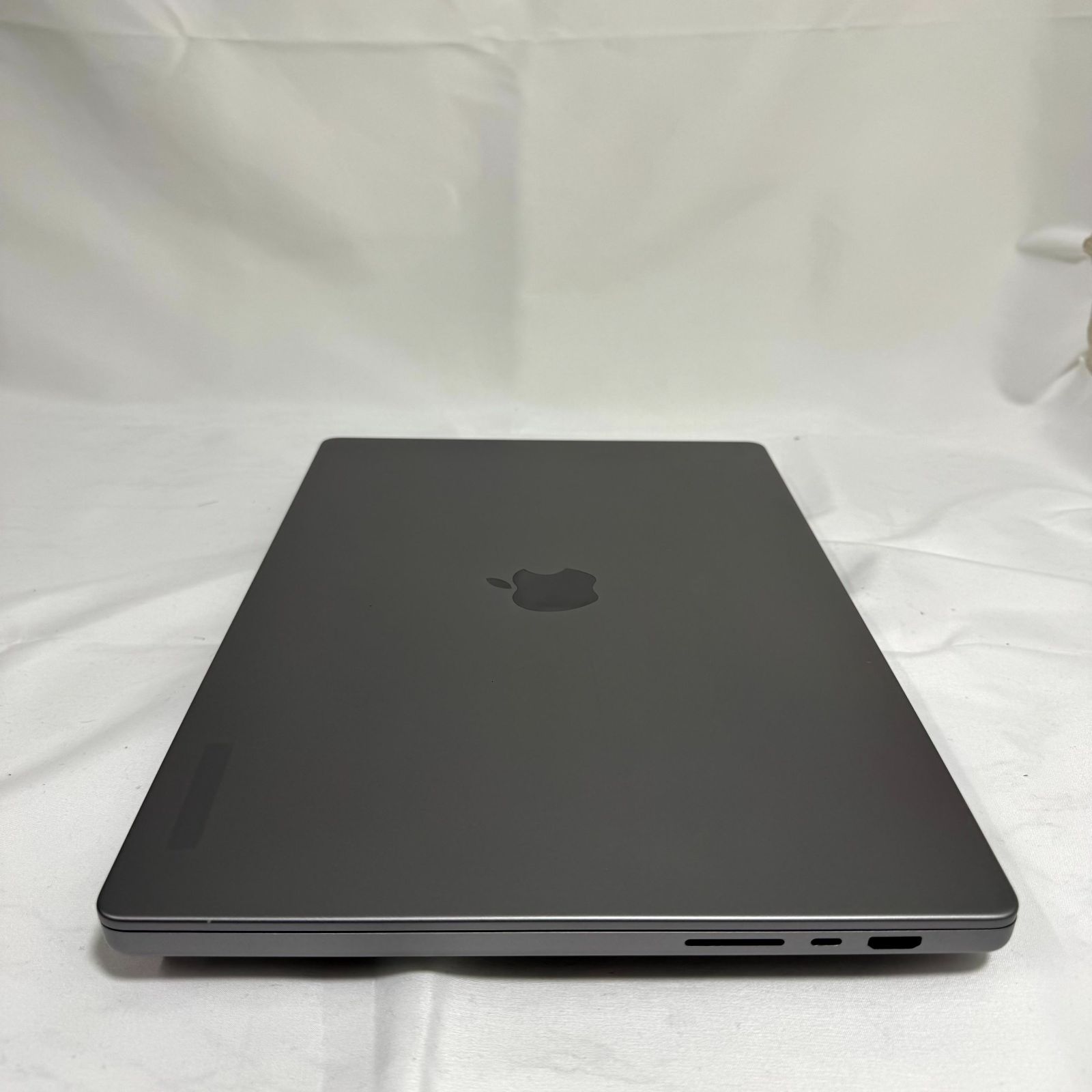 【美品】【1週間保証】MacBook Pro 16インチ / 2021 / M1 Max / 32GB / 1TB 191500