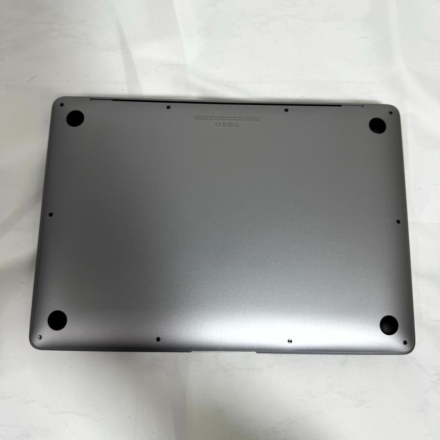 【傷あり】【1週間保証】MacBook Air 13インチ / 2020 / M1 / 16GB / 512GB 191409