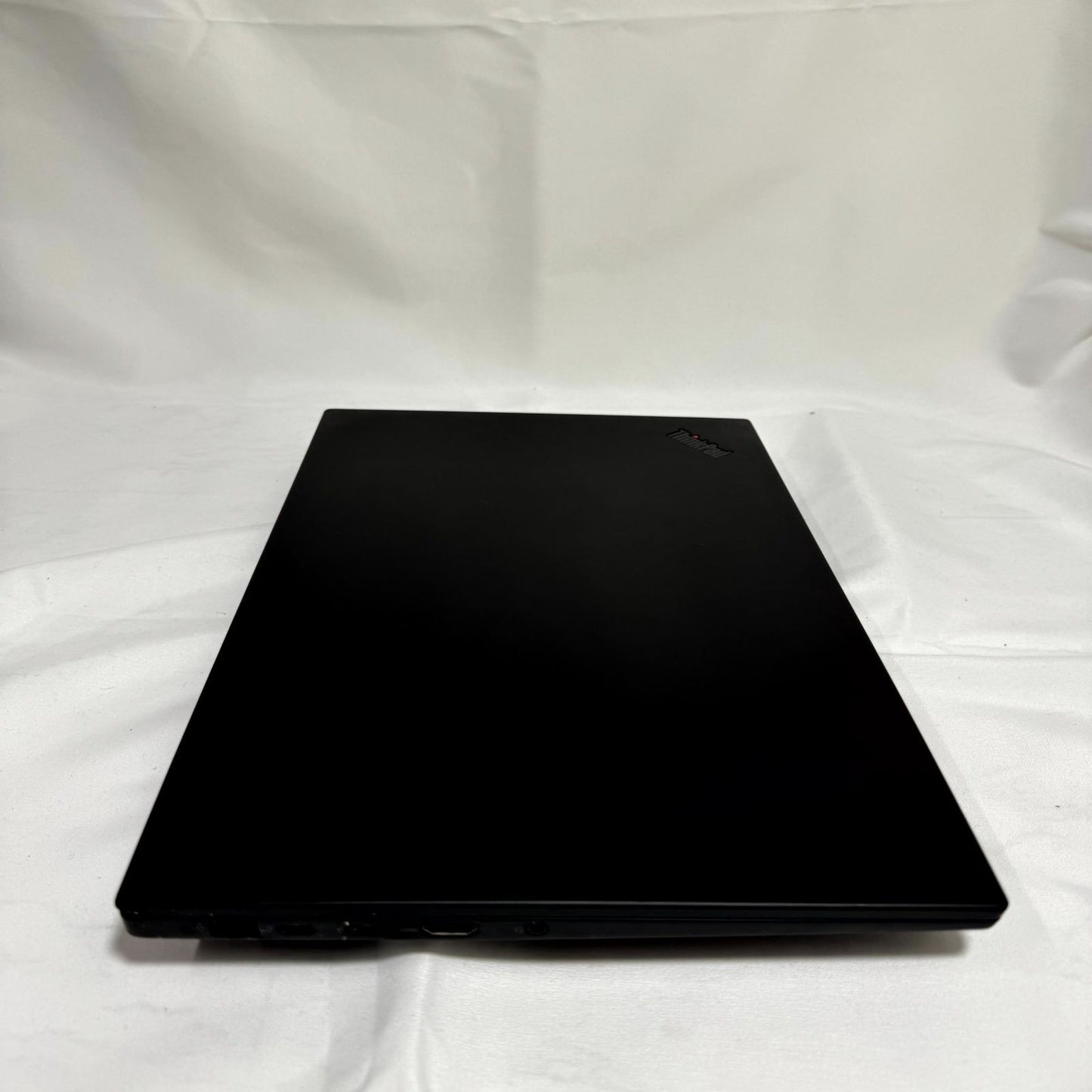 【クリエイターPC】【1週間保証】Lenovo ThinkPad P1 Gen 3 / Core i7 10850H / 16GB / 512GB / Quadro T2000 / Max-Q 066197