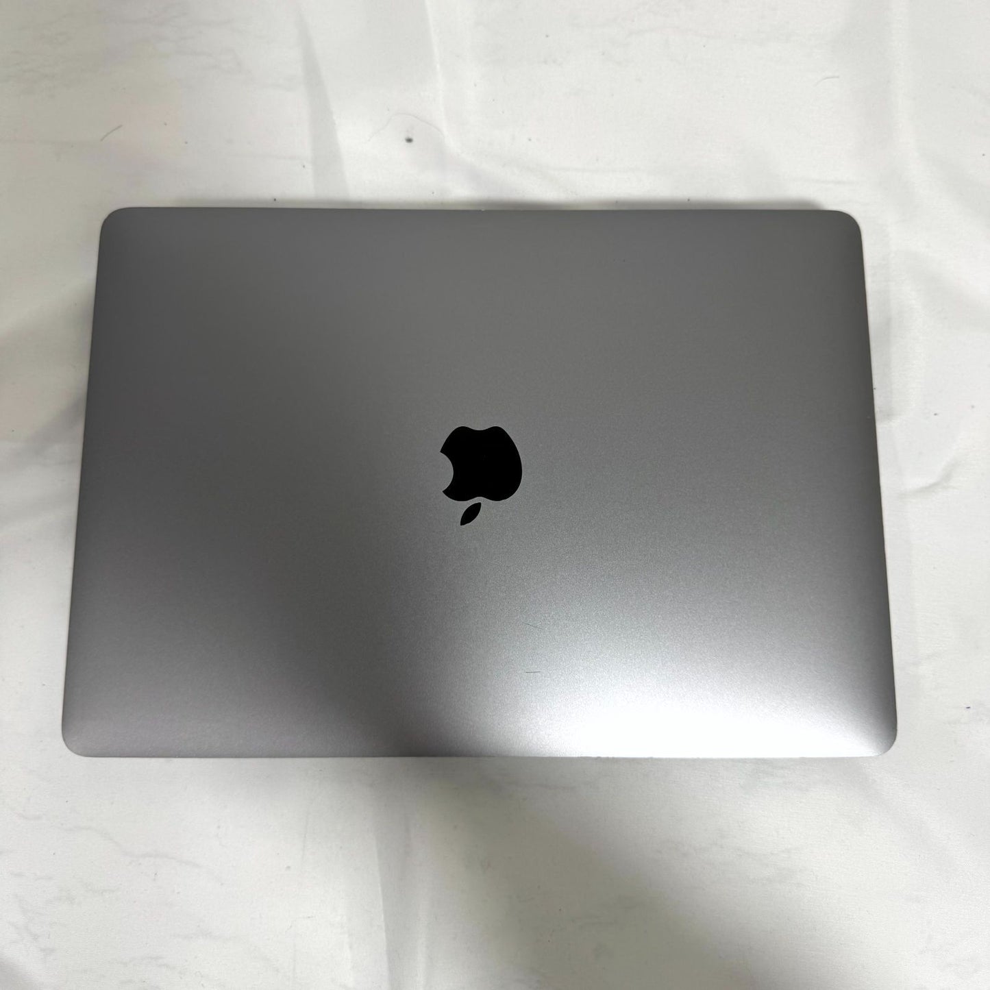 【傷あり】【1週間保証】MacBook Air 13インチ / 2020 / M1 / 16GB / 512GB 191402