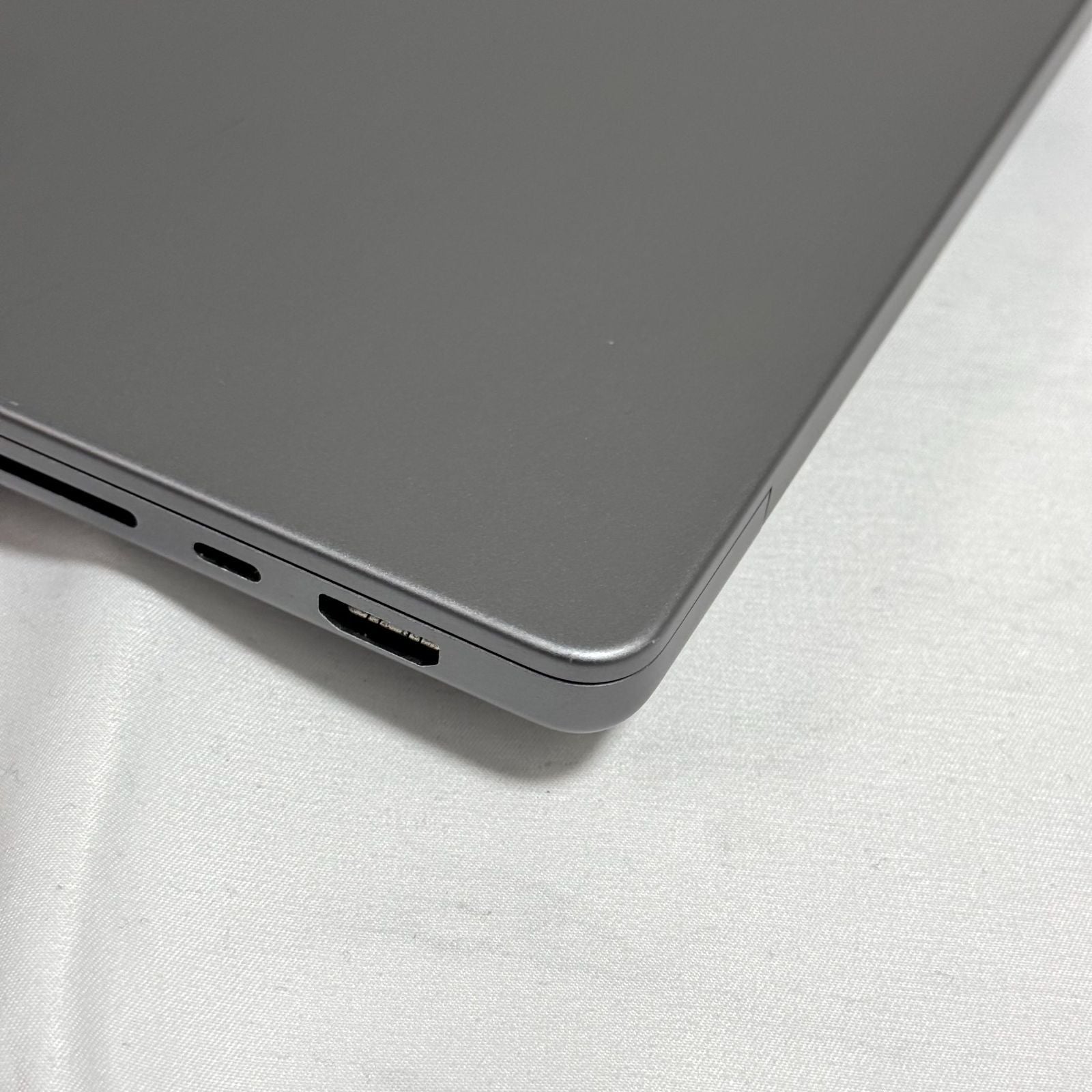 【美品】【1週間保証】MacBook Pro 14インチ / 2021 / M1 Max / 64GB / 1TB 191648