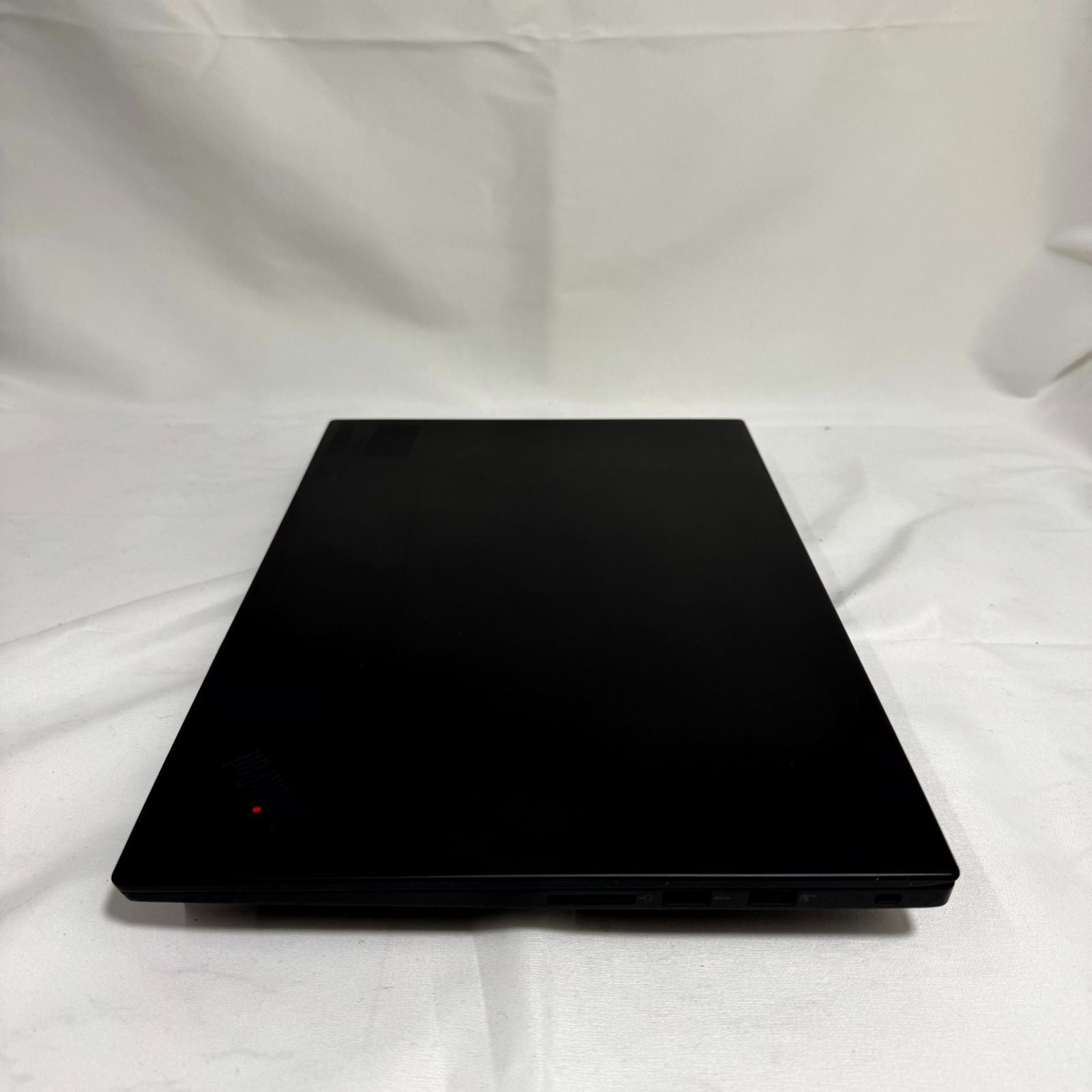 【クリエイターPC】【1週間保証】Lenovo ThinkPad P1 Gen 3 / Core i7 10850H / 32GB / 512GB / Quadro T2000 / Max-Q 066198