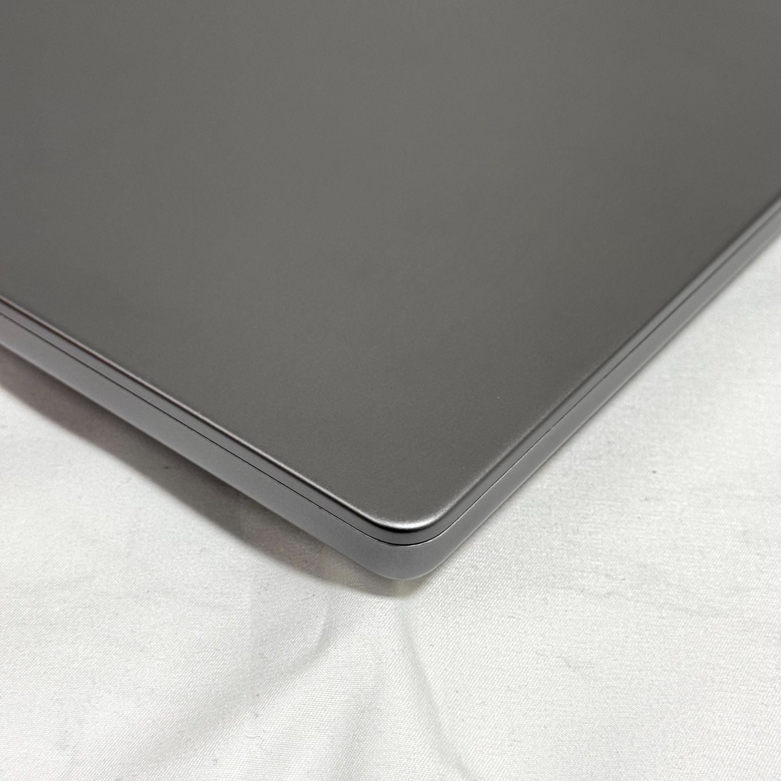 【美品】【1週間保証】MacBook Pro 16インチ / 2021 / M1 Max / 32GB / 1TB 191500