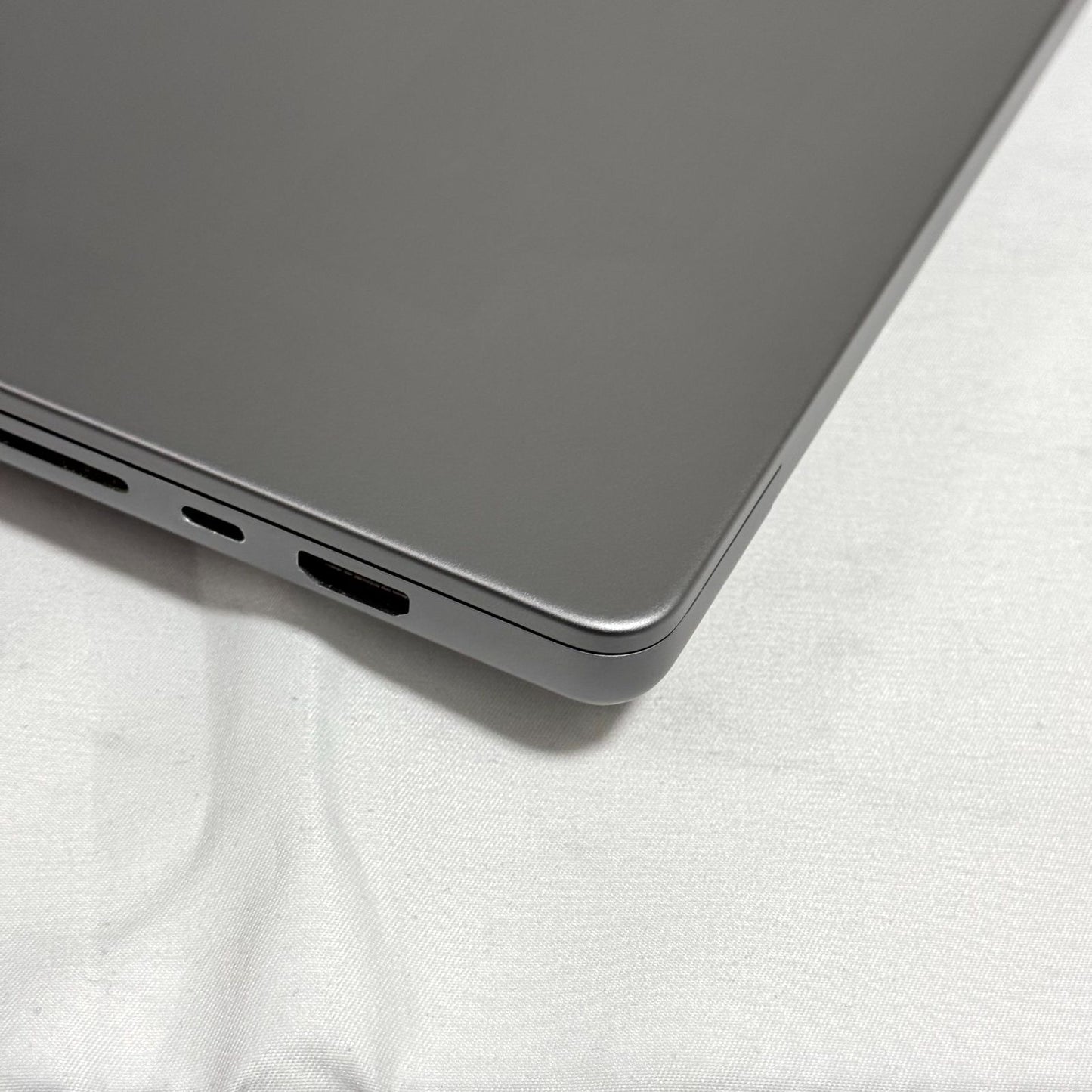 【バッテリー100%】【1週間保証】MacBook Pro 16インチ / 2021 / M1 Max / 64GB / 1TB 191515