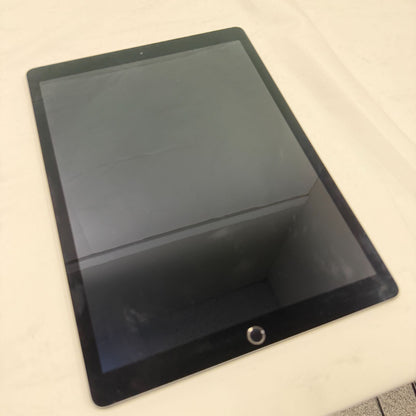 【良品】【初期不良1週間対応】Apple iPad Pro 12.9インチ Wi-Fi 32GB ML0F2J/A