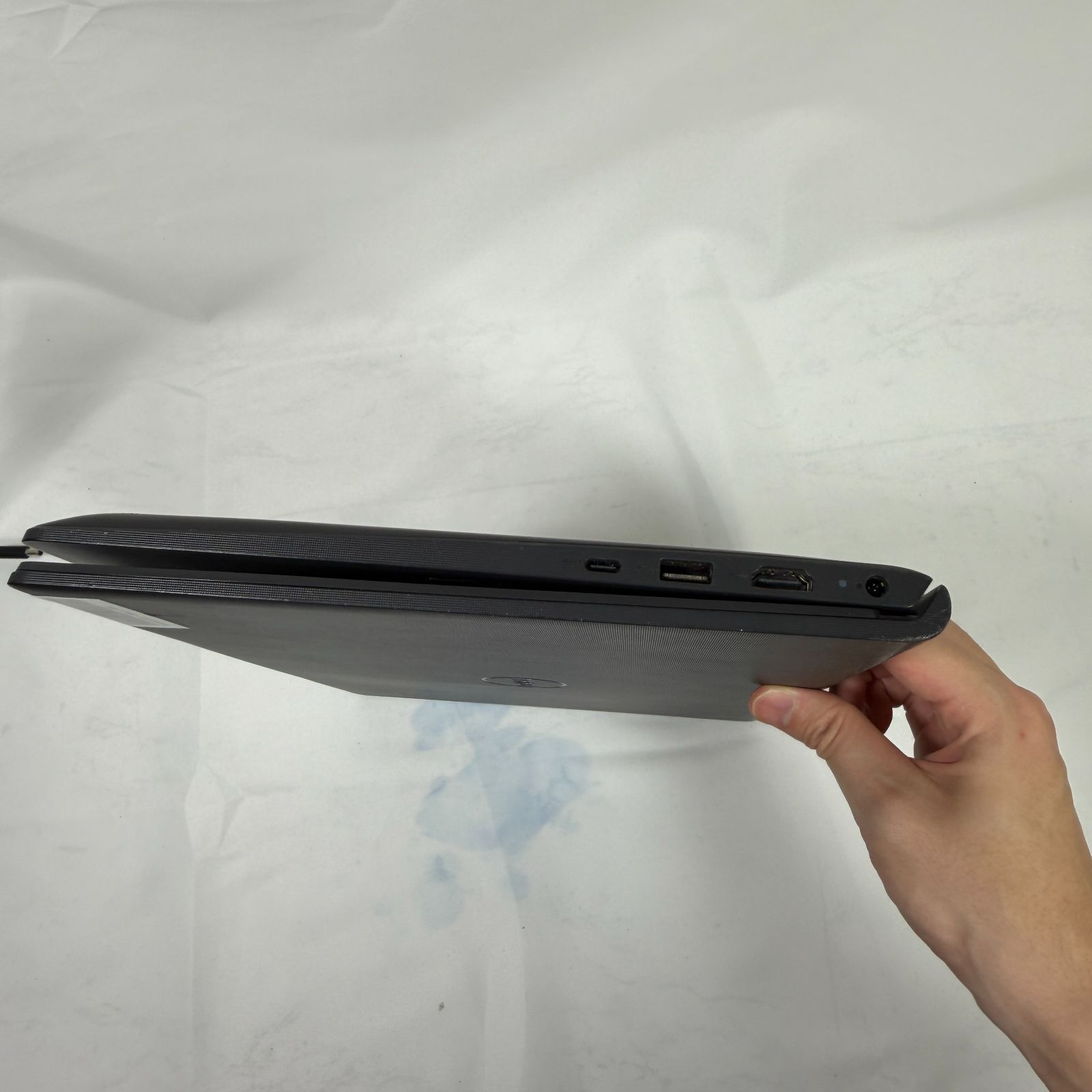 【傷、ACアダプター部分破損あり（充電可能）】【初期不良1週間対応】DELL Vostro 15 3530 / Core i5 1335U / 16GB / 1TB