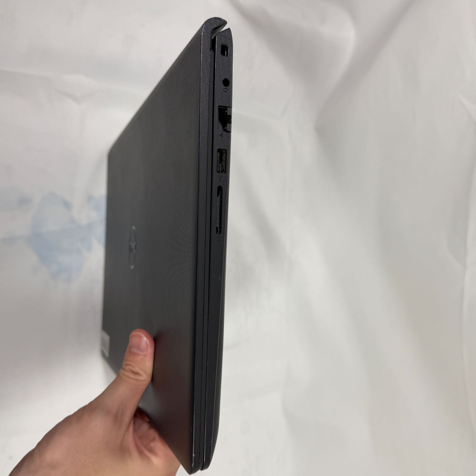 【天板割れあり】【初期不良1週間対応】DELL Inspiron 15 3530 / Core i5 1335U / 16GB / 1TB