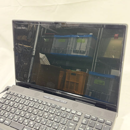 【USB１つ使用不可】【初期不良1週間対応】Fujitsu FMV LIFEBOOK AH42/E1 / Athlon Gold 3150U / 4GB / 256GB