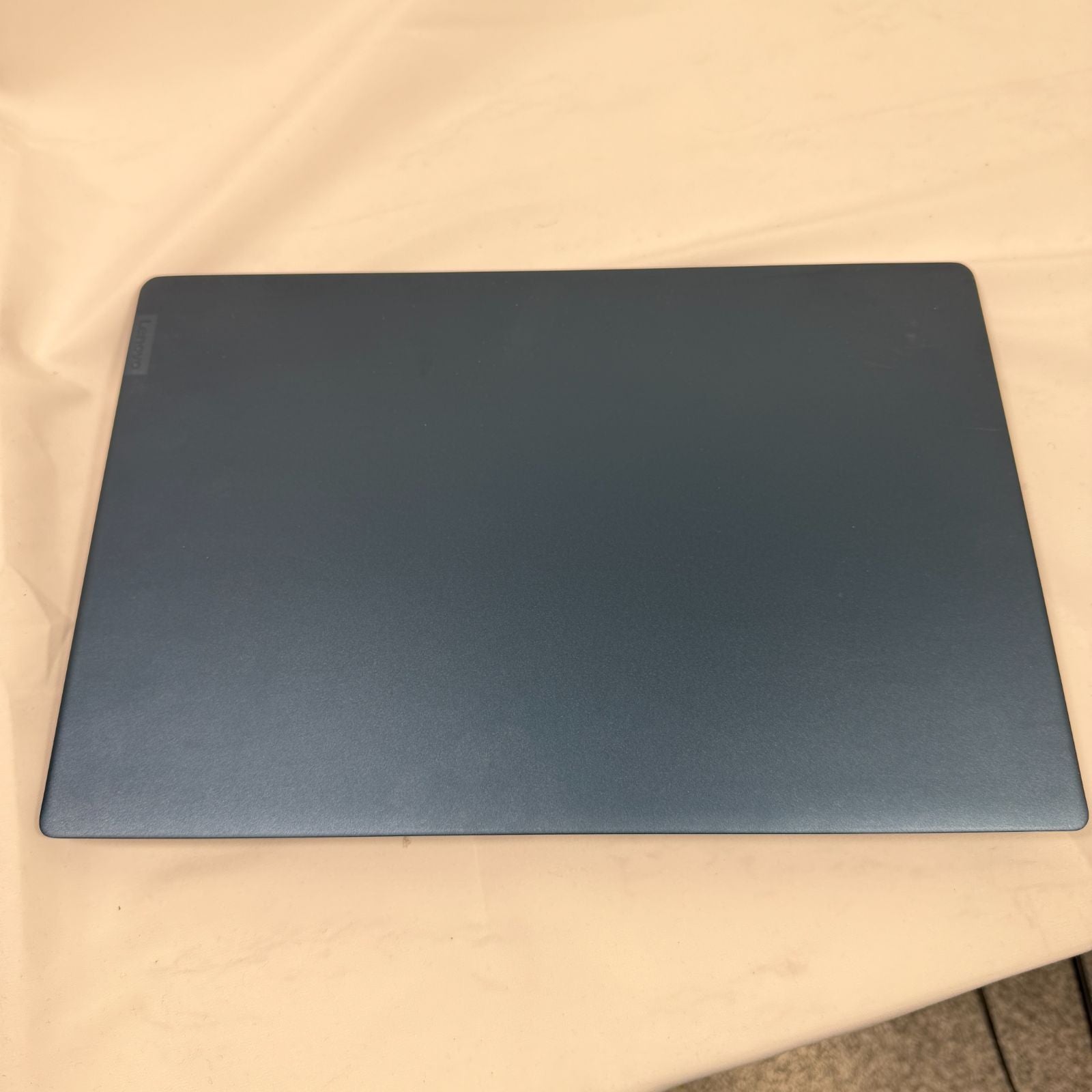 【良品】【初期不良1週間対応】Lenovo Ideapad 330S 81F500K3JP / Core i5 8250U / 8GB / 1TB