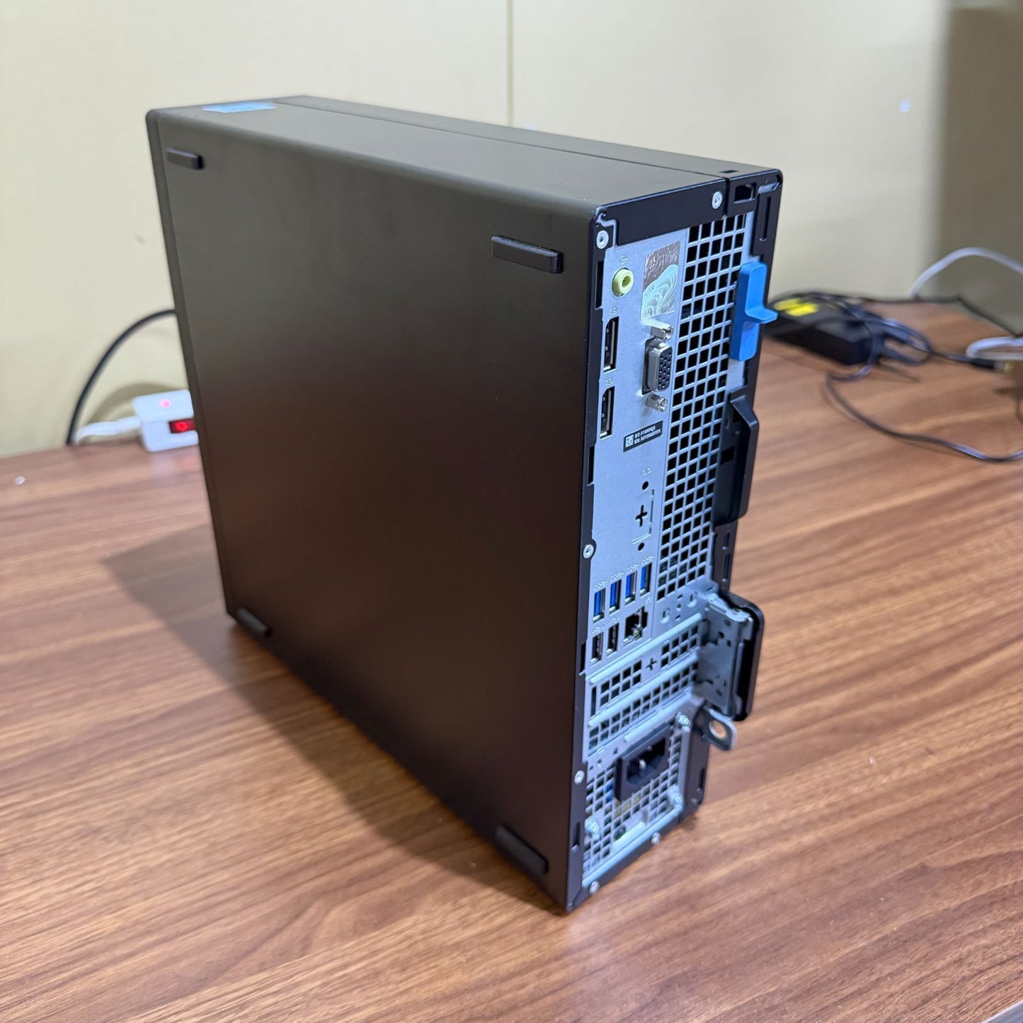 【良品】【初期不良1週間対応】DELL OptiPlex 3090 / Core i5 10505 / 8GB / 1TB