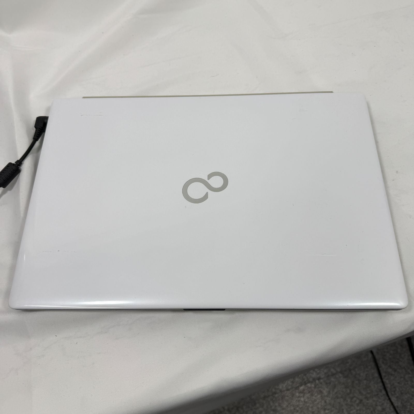 【良品】【初期不良1週間対応】Fujitsu FMV LIFEBOOK AH42/E1 / Athlon Gold 3150U / 4GB / 256GB