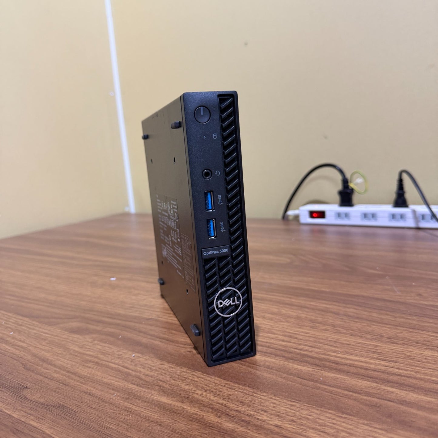 【良品】【初期不良1週間対応】DELL OptiPlex 3000 / Core i3 12100T / 8GB / 256GB