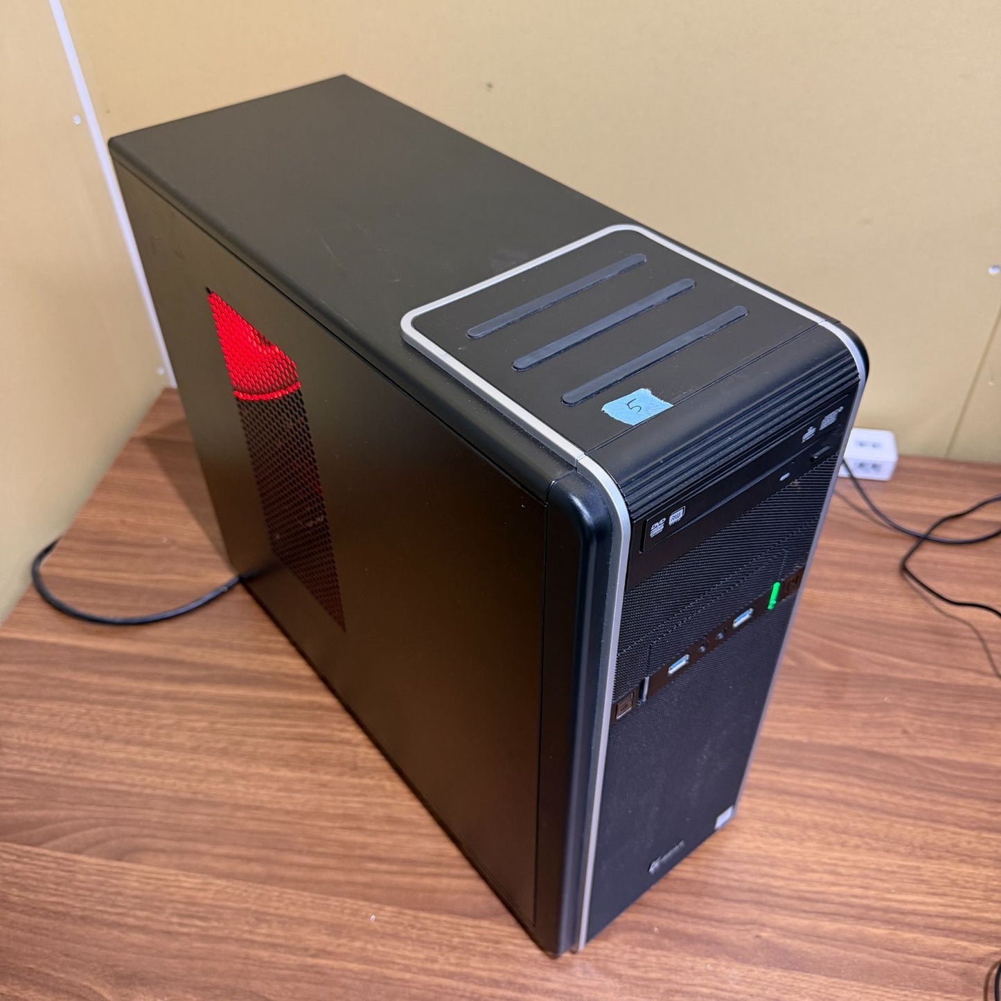 【ゲーミングPC】【初期不良1週間対応】ASUS TUF Z270 MARK 2 / Core i7 7700 / GeForce GTX 1060 / 16GB / 512GB