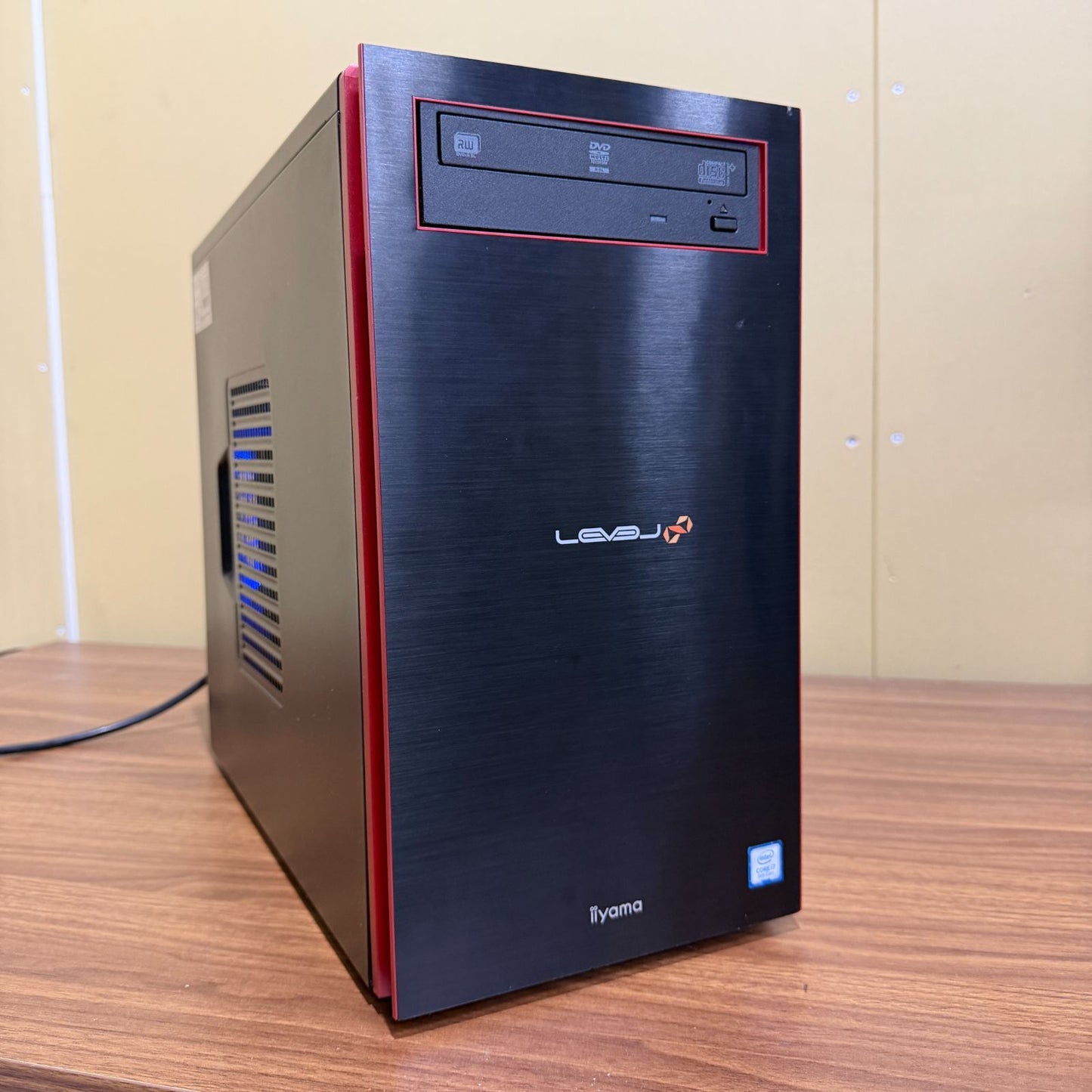 【ゲーミングPC】【初期不良1週間対応】iiyama / Core i7 9700K / GeForce GTX 1650 / 16GB / 256GB