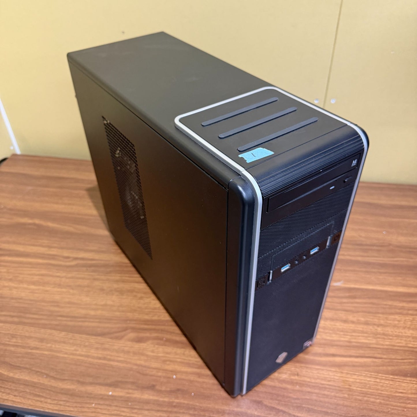 【ゲーミングPC】【初期不良1週間対応】G-GEAR / Ryzen 7 3800X / GeForce RTX 2070 SUPER / 32GB / 1TB + 500GB SSD