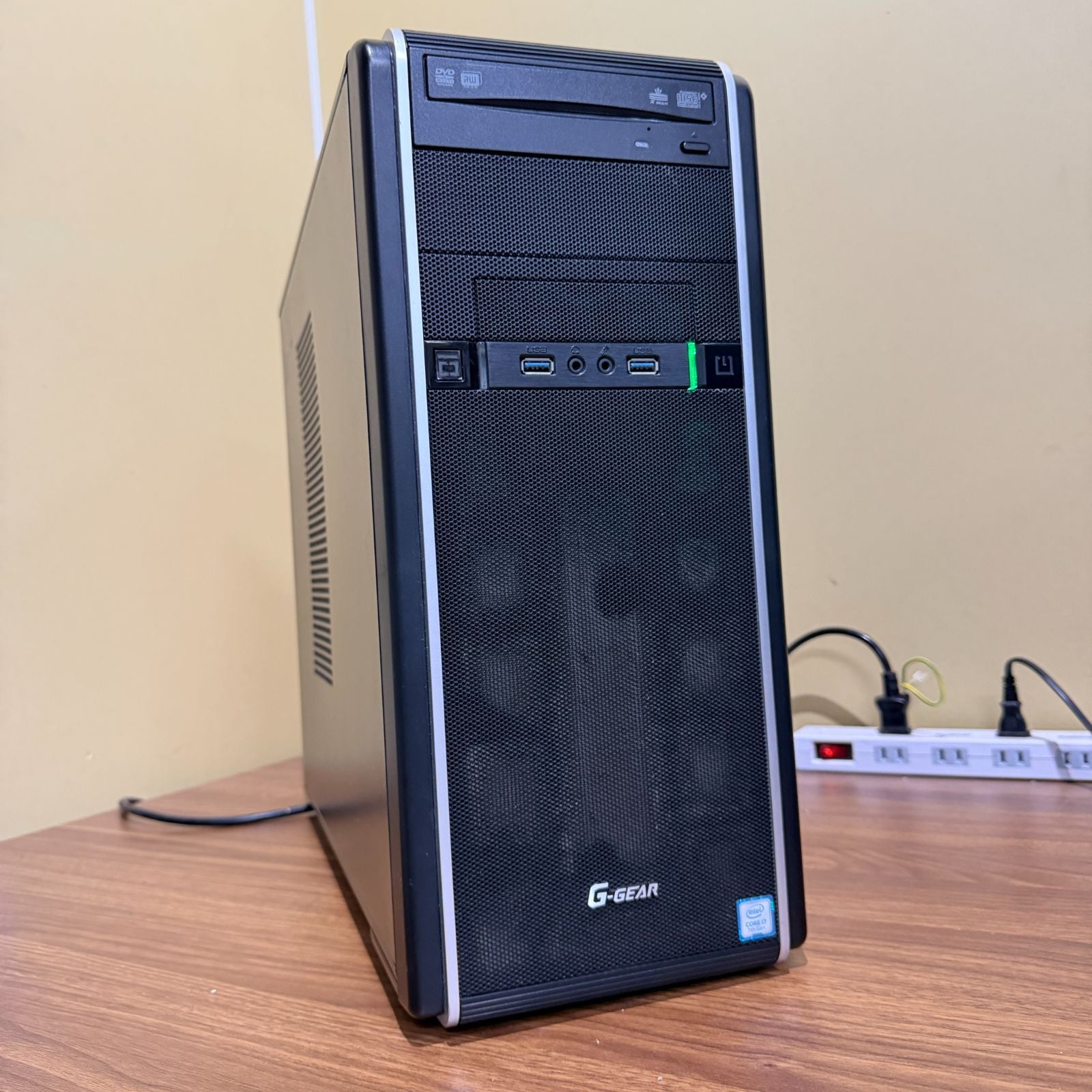 【ゲーミングPC】【初期不良1週間対応】ASUS TUF Z270 MARK 2 / Core i7 7700 / GeForce GTX 1060 / 16GB / 512GB
