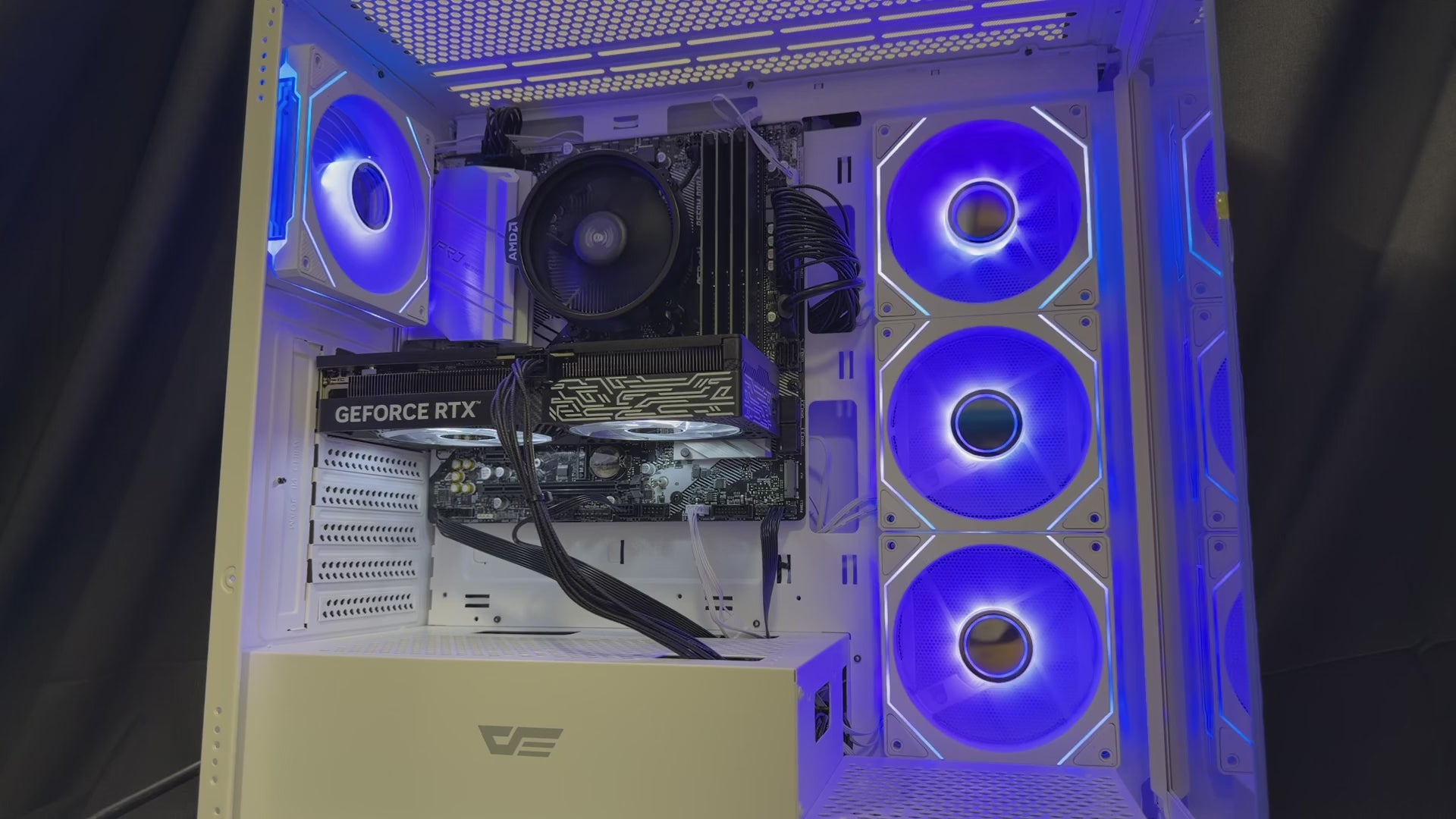 【格安】SSSランクi7&RTX5060搭載ゲーミングPCフルセット RTX5060搭載ゲーミングPC Ryzen 5 5500｜DS900 WH｜TITAN GAMING