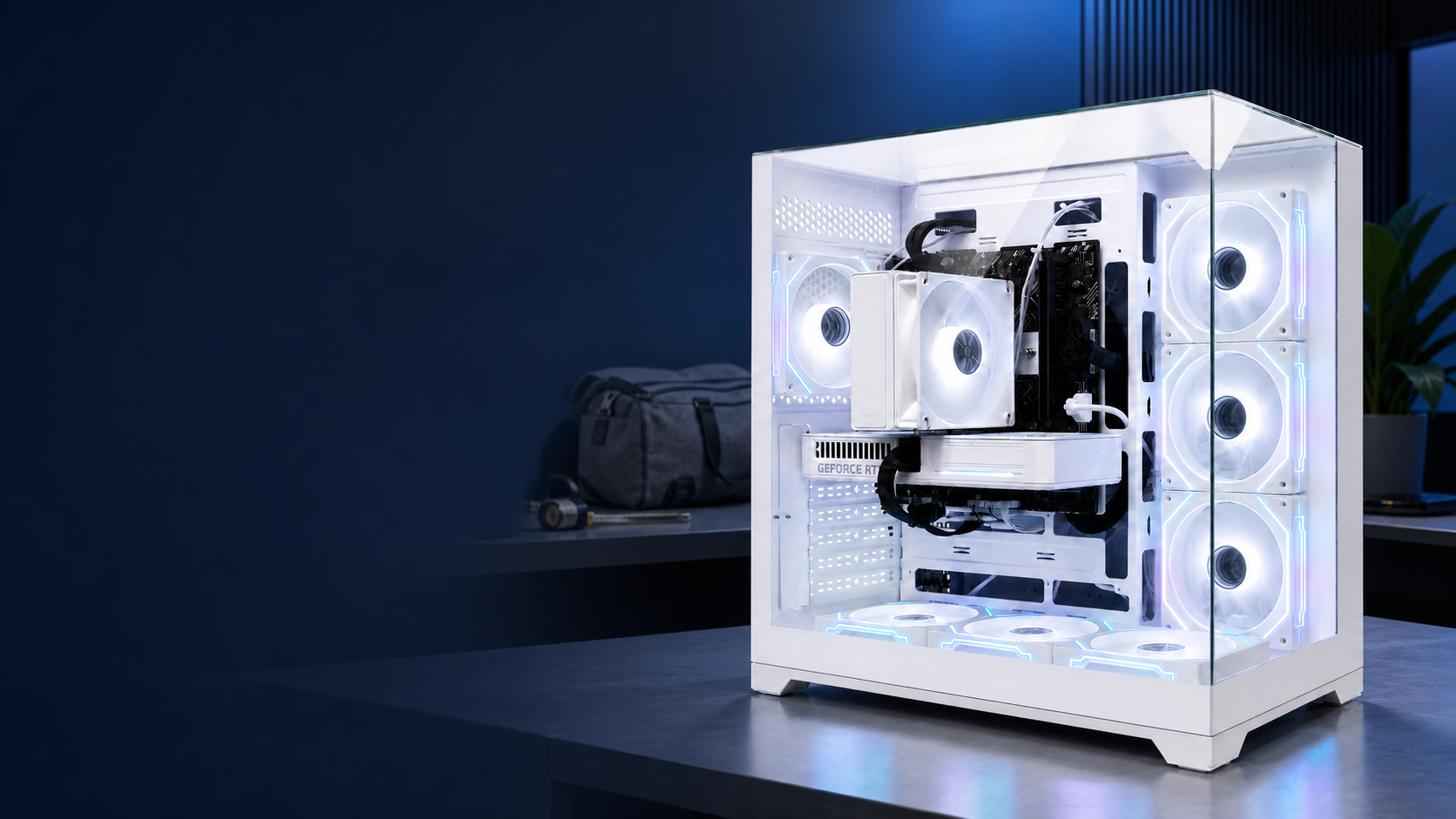 販売中のTITAN Gaming NeoPrism ホワイトを設置したデスク環境