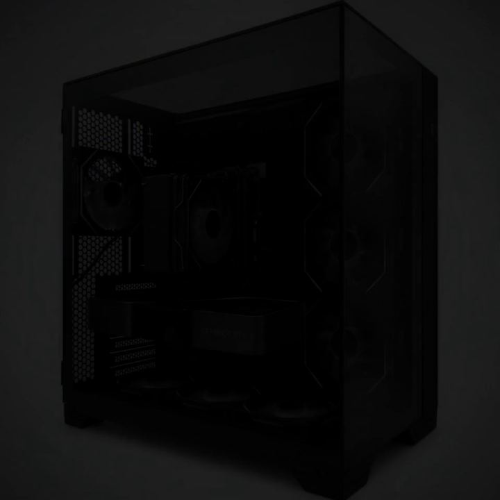 TITAN GamingのゲーミングPC。スクロールすると電源が入り、ファンが点灯します。